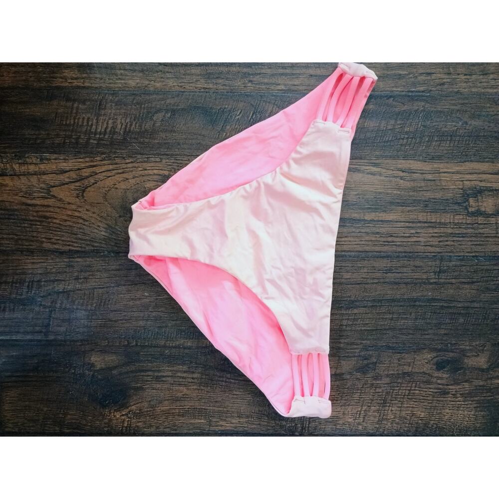 Women's bikini bottom new Roxy reversible style size medium